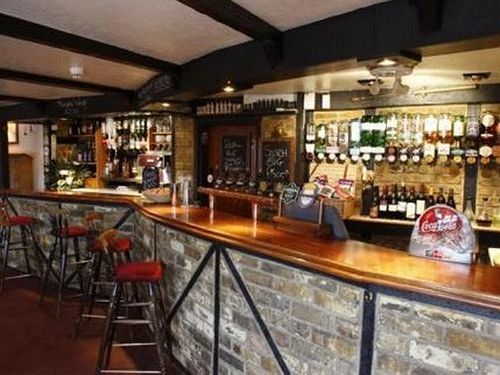 Hotel The Crown Radnage Esterno foto